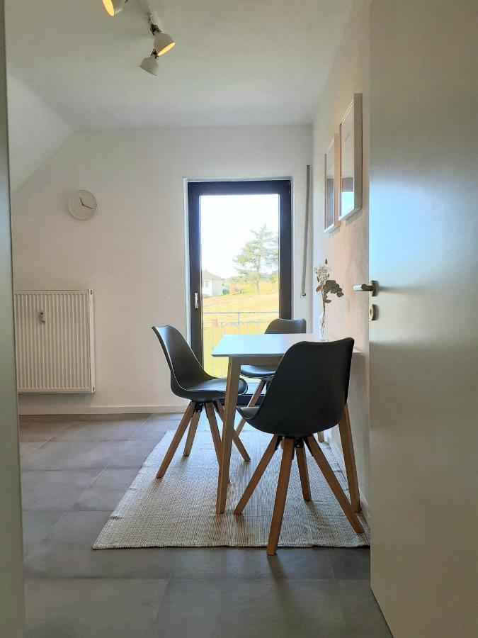Kalenborn-Scheuern Eifelstern-Schoene Ferienwohnung Mit Balkon מראה חיצוני תמונה